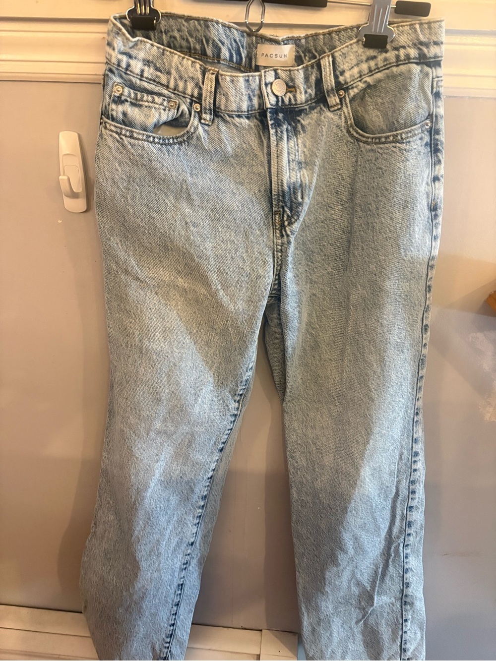 PacSun Women’s High-Rise Light Blue Straight Jeans